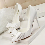 Shallow mouth pointed side hollow shoes - WOMONA.COM