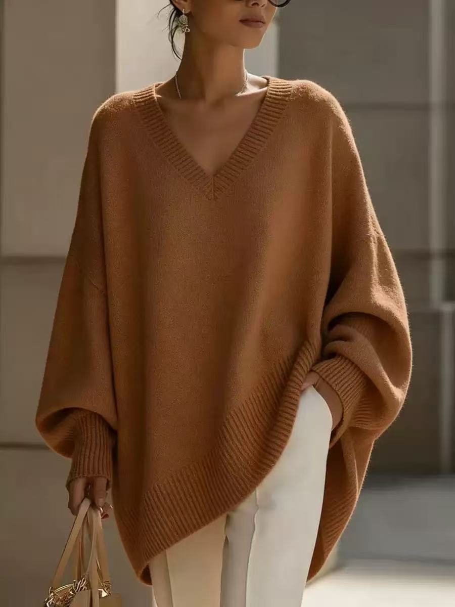 Women's relaxed V-neck pullover sweater