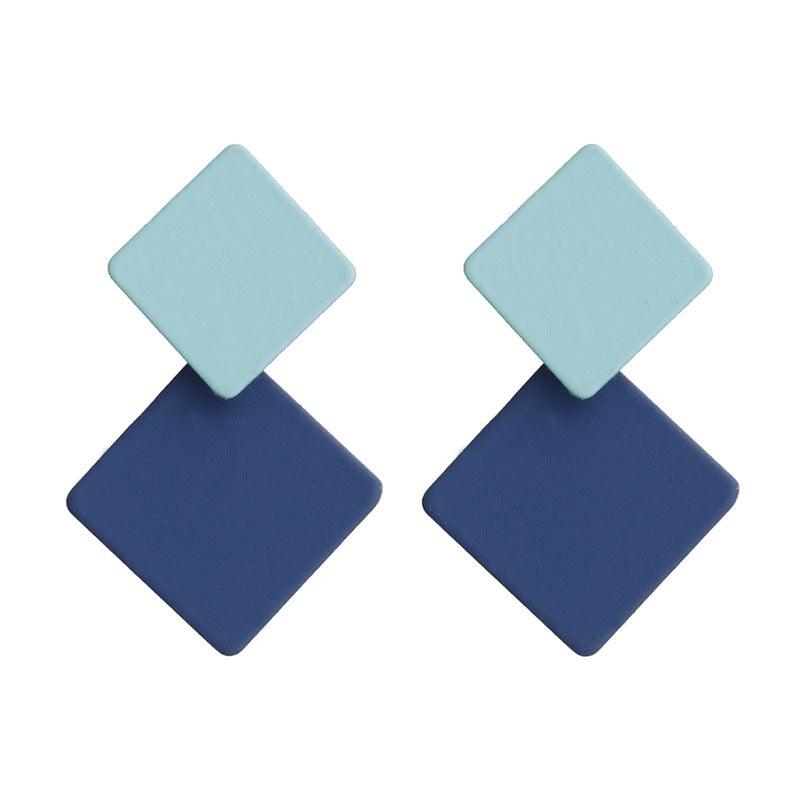 Metal long round earrings - WOMONA.COM