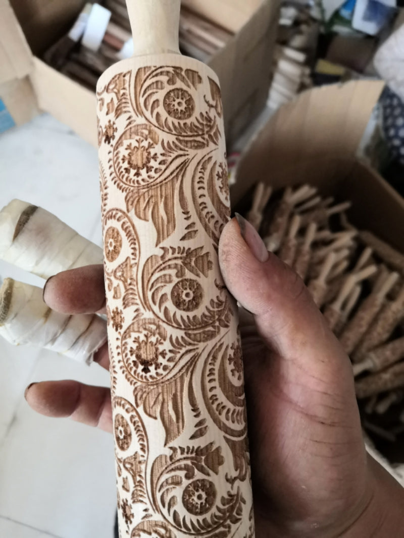 Rolling Pin Christmas Embossing - WOMONA.COM