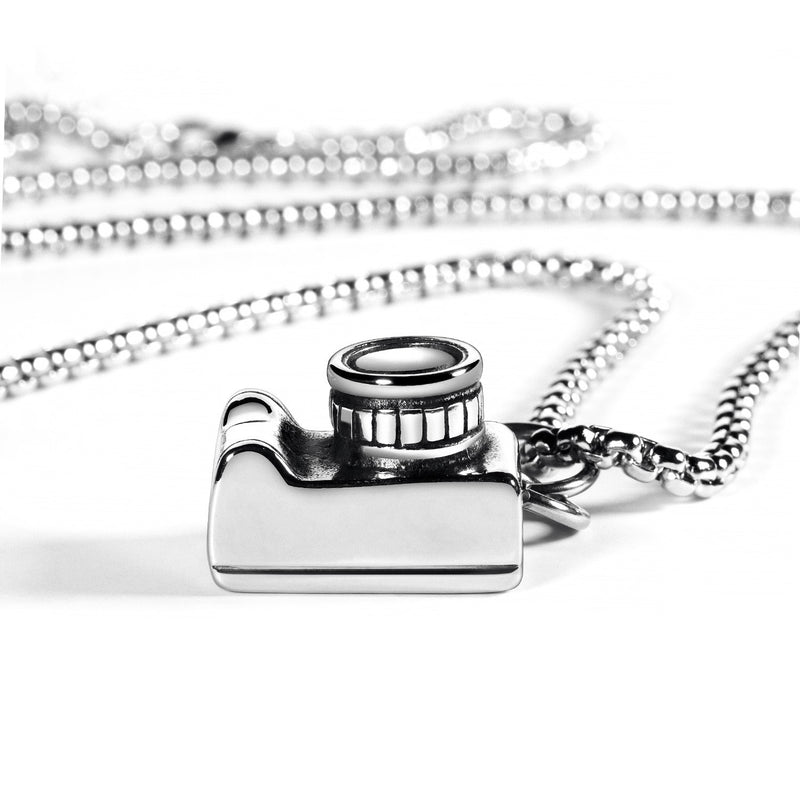 Retro SLR camera necklace hip-hop simple clavicle chain - WOMONA.COM