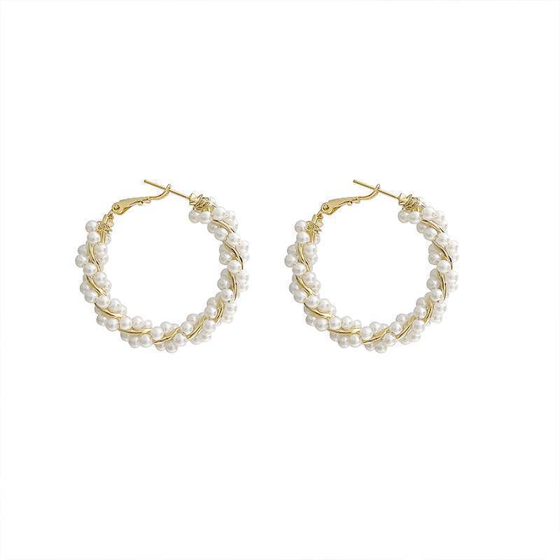 Pearl Circle High-end Exaggerated Earrings - WOMONA.COM