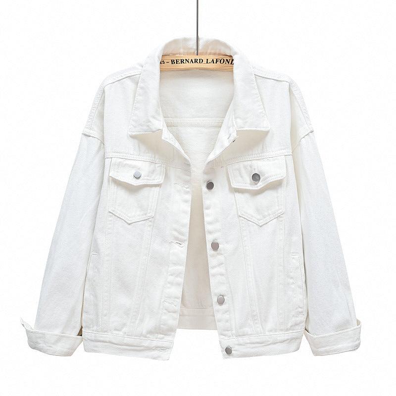Lightweight cotton-lined jacket in white with button front and chest flap pockets
