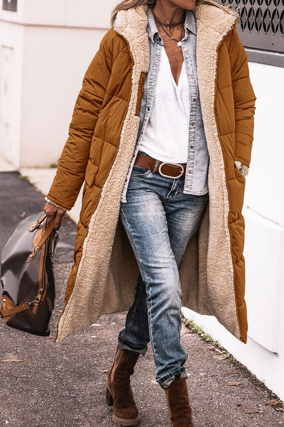 Women's hooded raglan-sleeve pocket coat