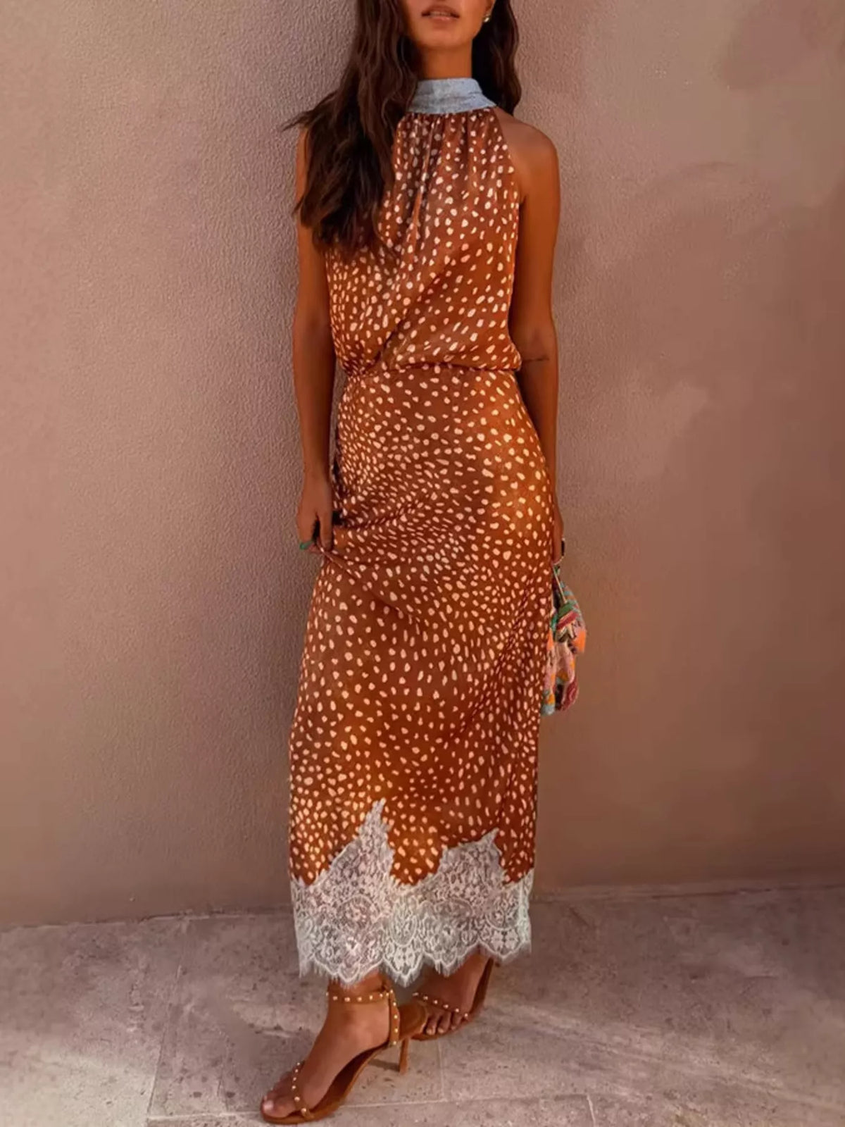 Women's Sleeveless Top and Lace Detail Skirt Set