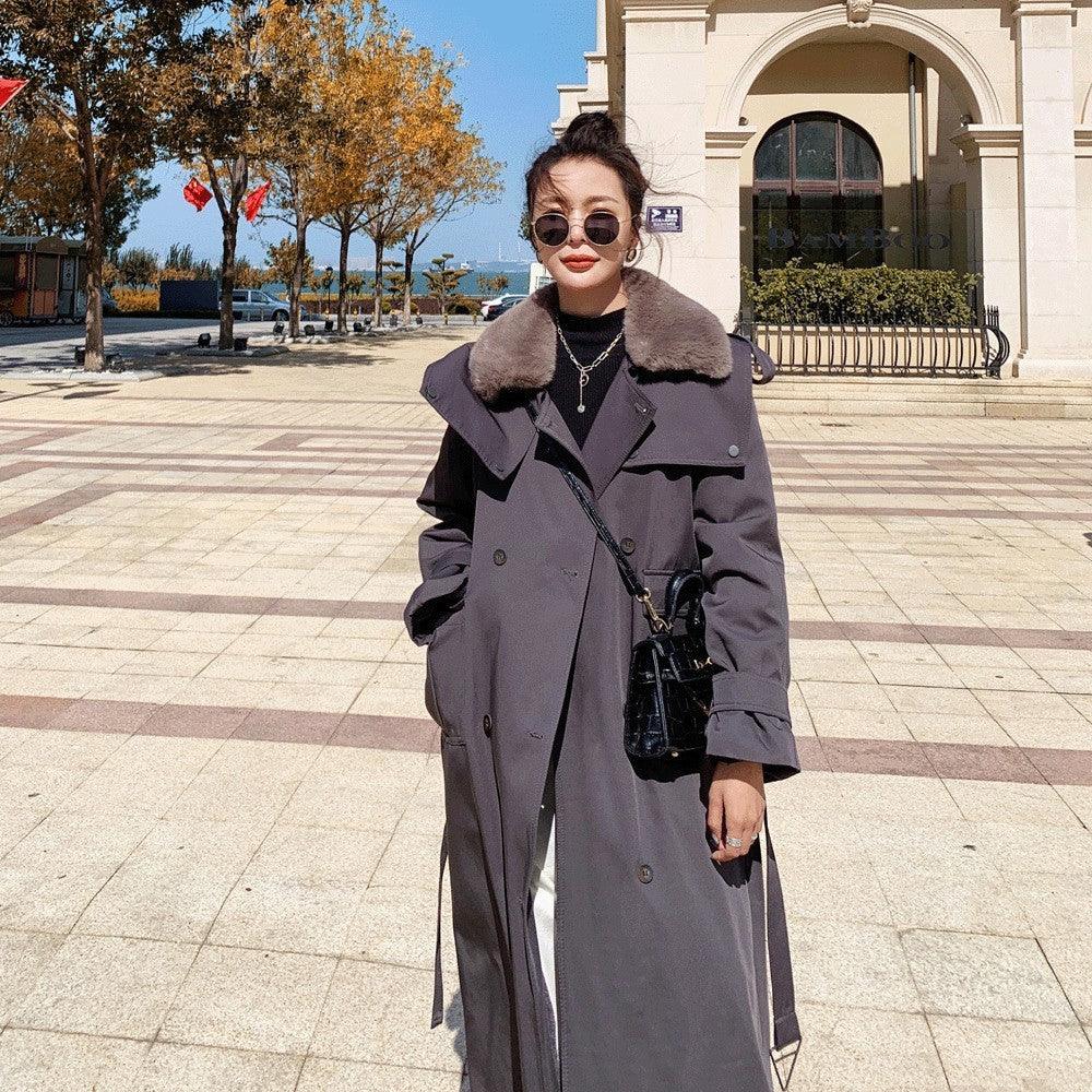 Women’s over-the-knee thick loose dark gray coat, faux-fur collar, button closure, waist belt
