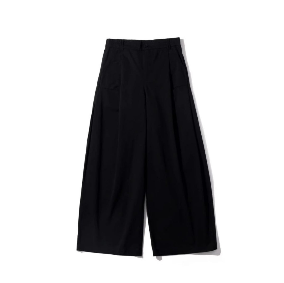 Men's loose casual wide-leg shorts, solid black, relaxed fit with flat front