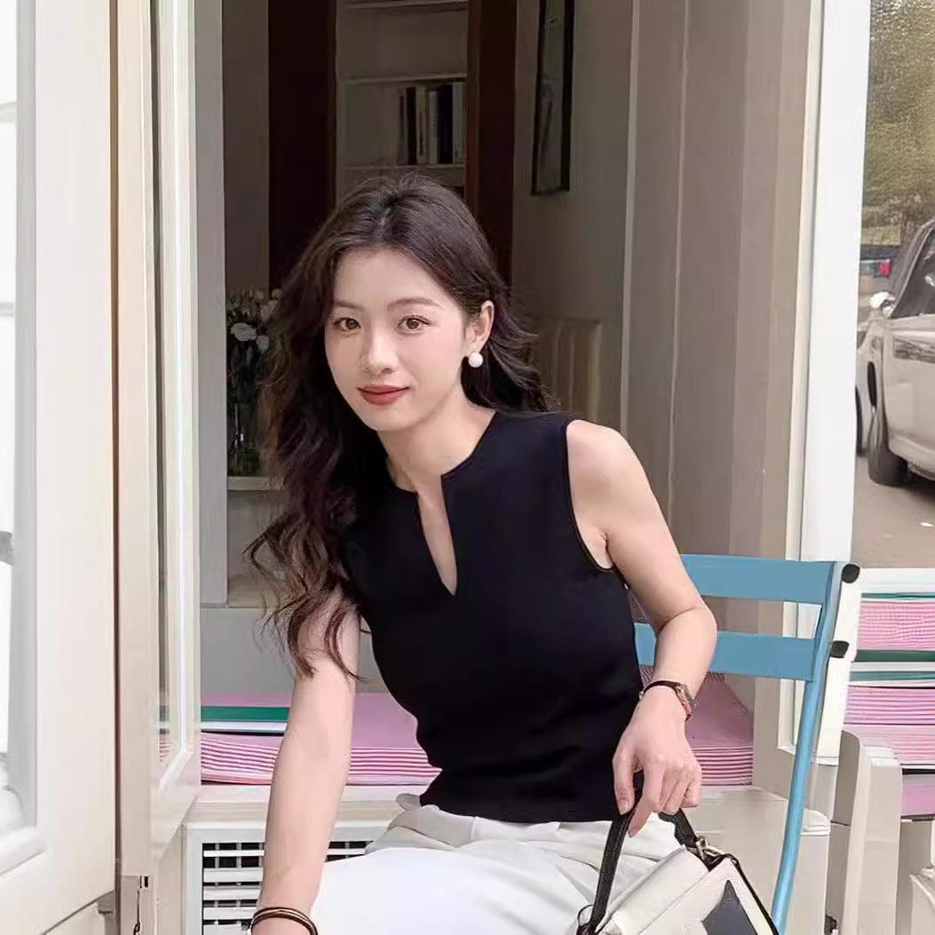 V-neck Temperament Slim Fit Sleeveless Top - WOMONA.COM