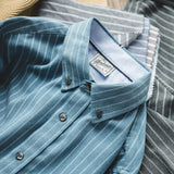 Camisa de rayas verticales en azul cepillado retro americano de Madden Workwear Merchant