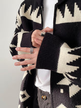 Geometric Contrast Color Lapel Sweater