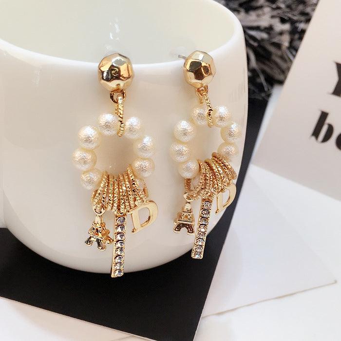 Women's Faux Pearl D-Shape Earrings