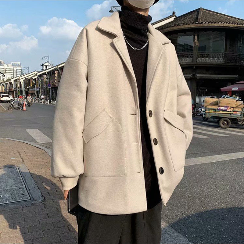 Men's relaxed-fit trench coat, cream, structured collar with flap chest pockets