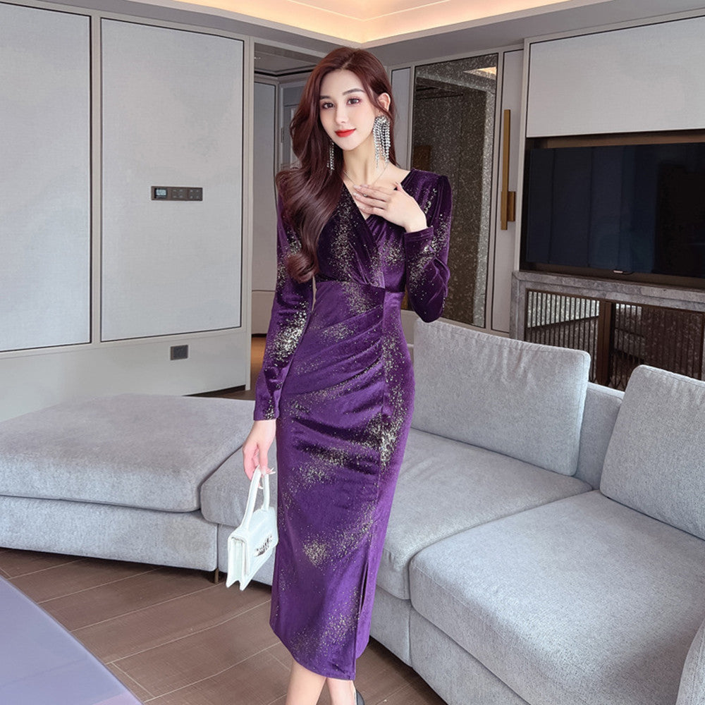 Women's V-neck long-sleeve velvet midi dress