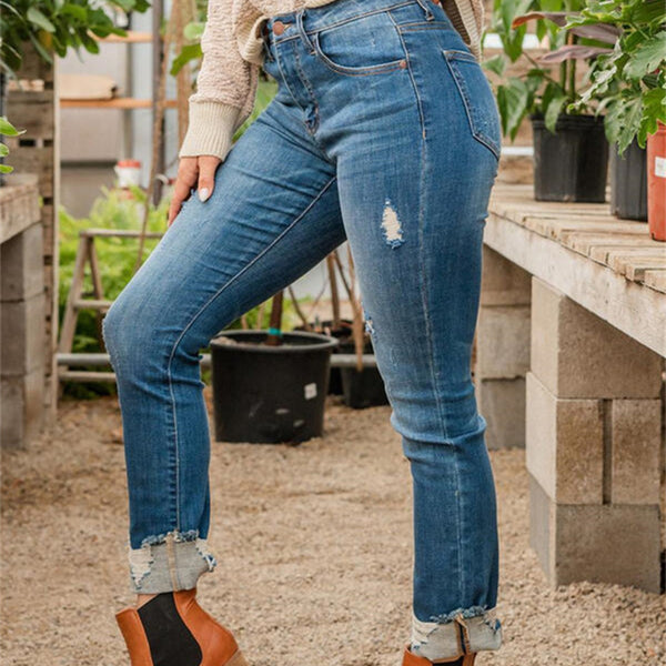 Slim Fit And Torn Blue Jeans For Women - WOMONA.COM