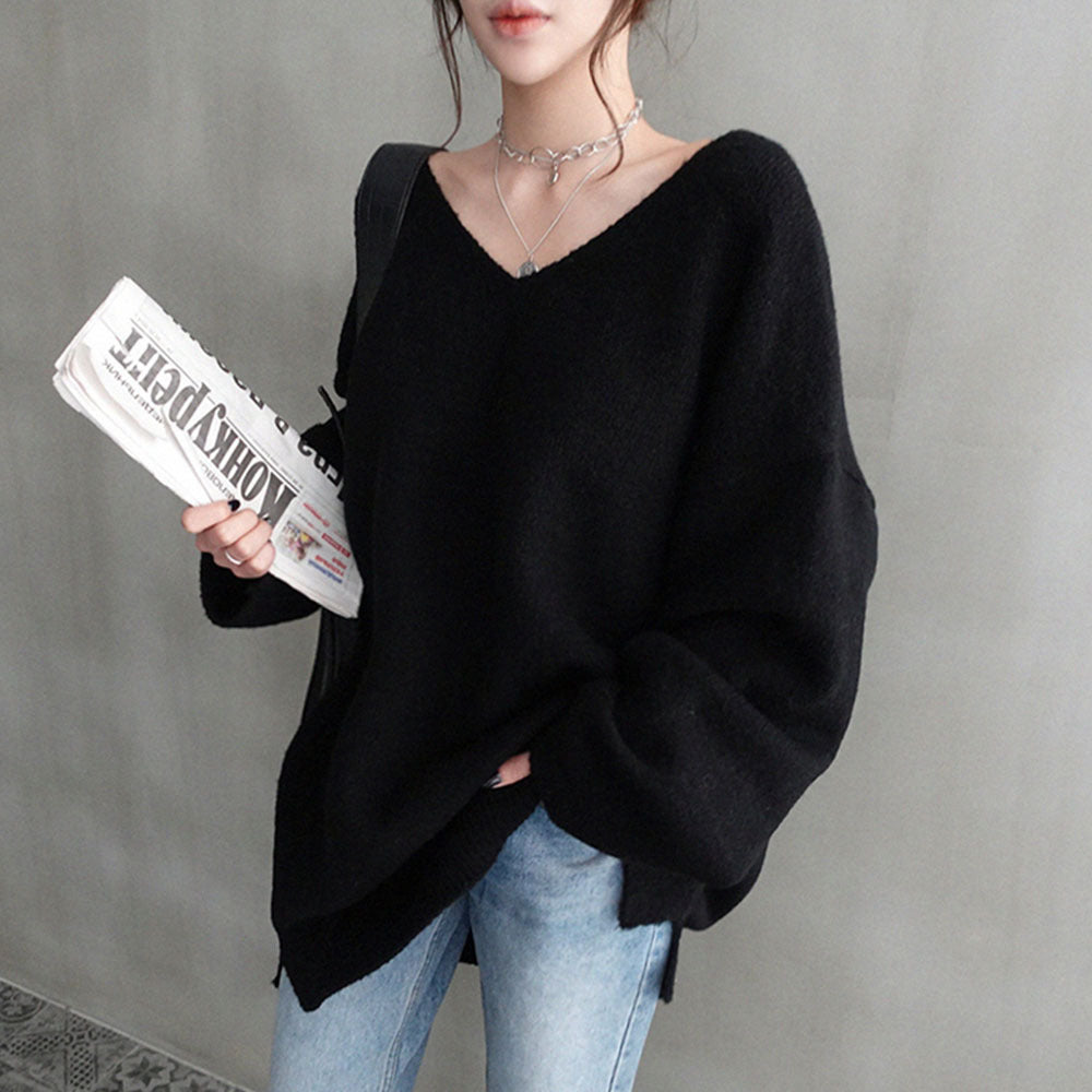Women's relaxed knit sweater in apricot