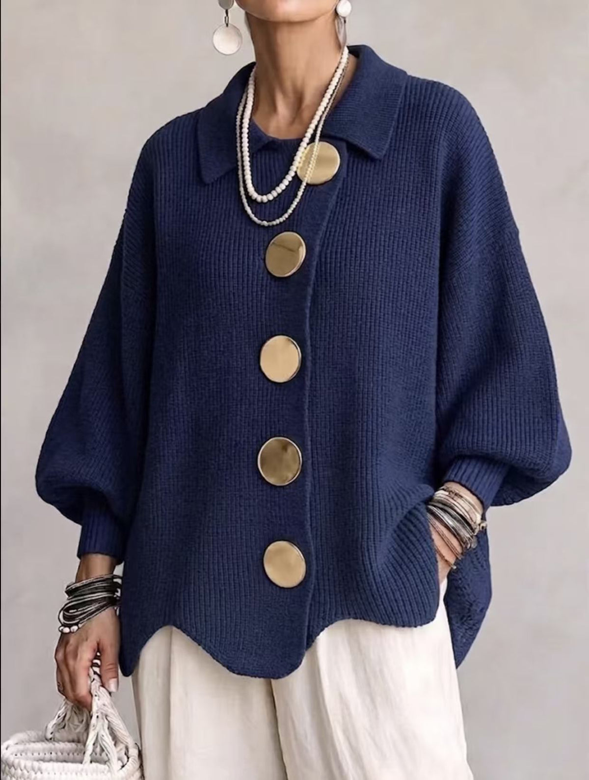 Women's lapel button-detail knit top