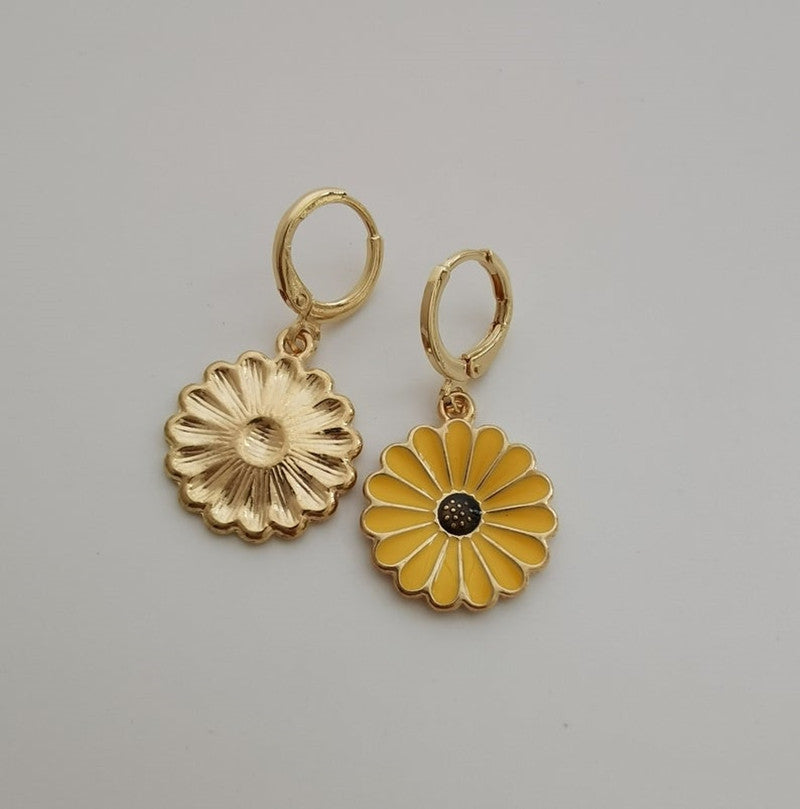 Summer Yellow Daisy Earrings - WOMONA.COM