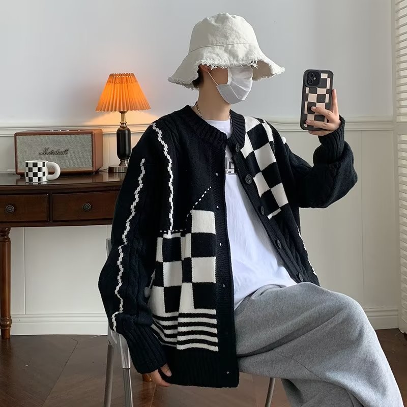 Black And White Color-contrast Check Sweater For Men - WOMONA.COM