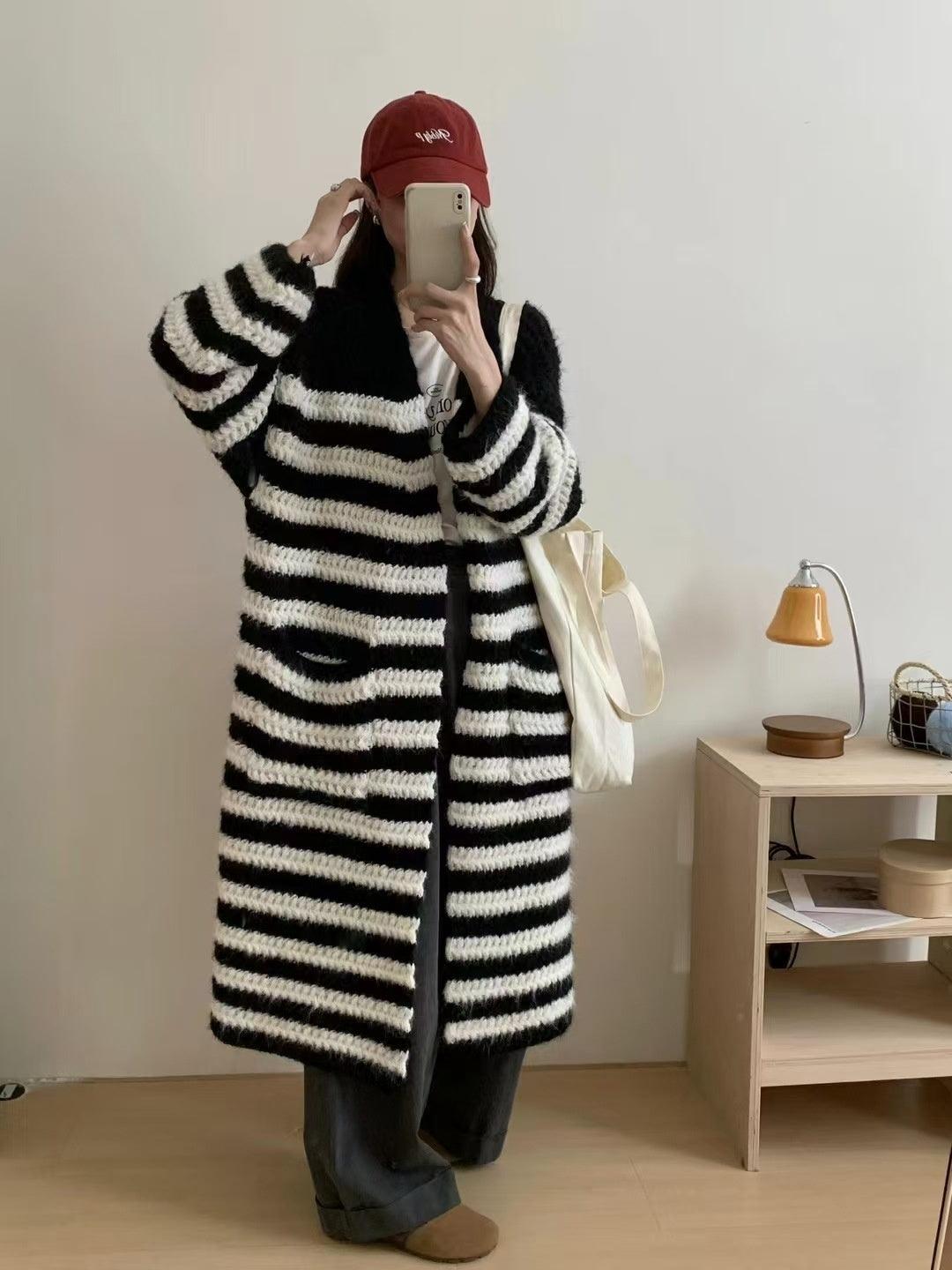 Black and cream striped sweater coat, long cardigan with open front and pockets