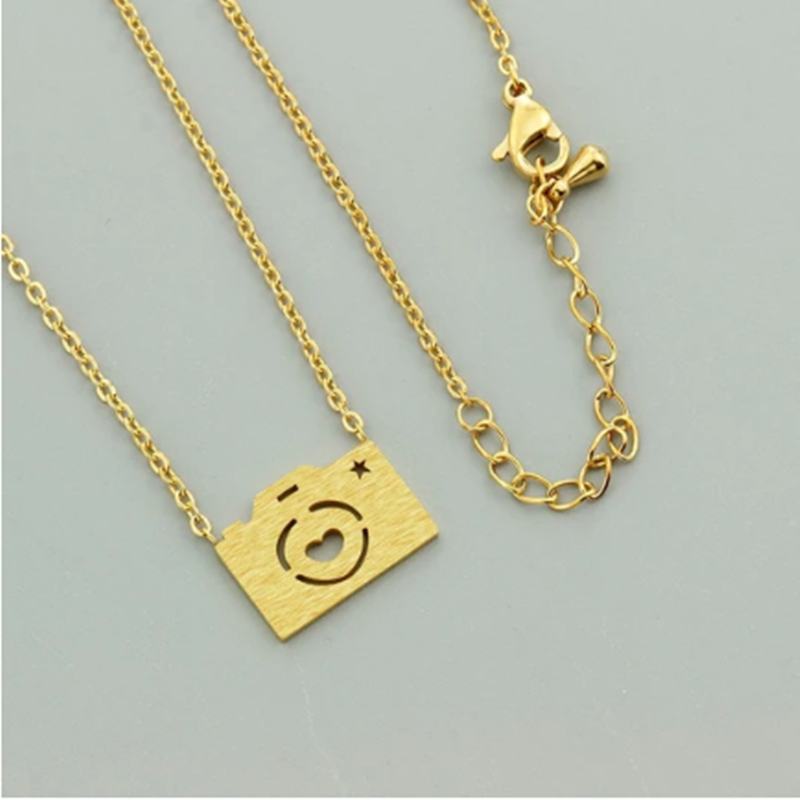 Fashion Love Camera Pendant Necklace Jewelry - WOMONA.COM