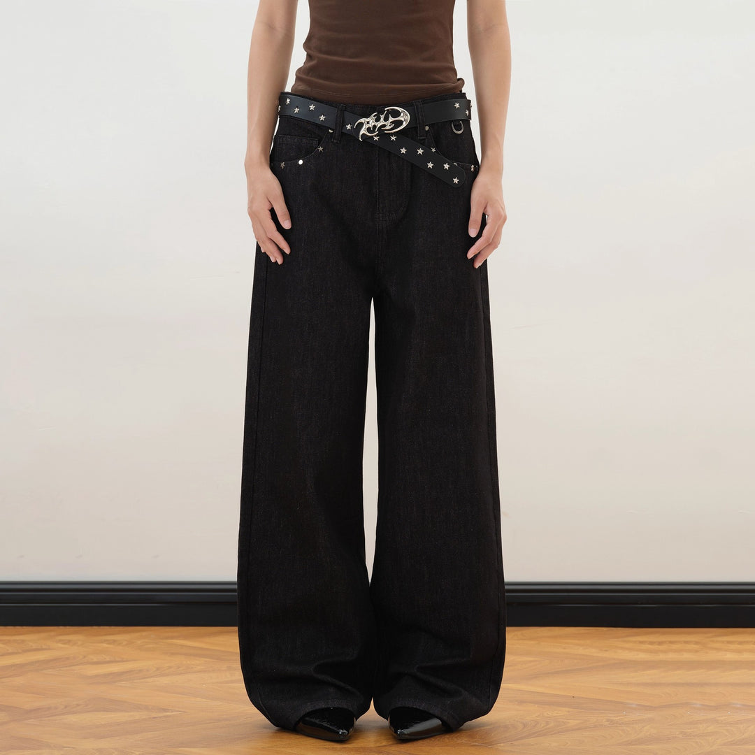 Men's black rivet-star relaxed straight-leg jeans