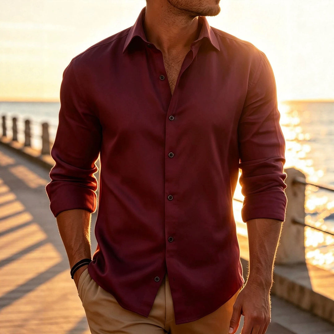 Slim-fit men’s button-up shirt in wine red, roll-tab sleeves and button front