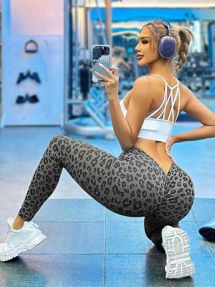 Women's V-waist Double Hip Lifting Outdoor - WOMONA.COM