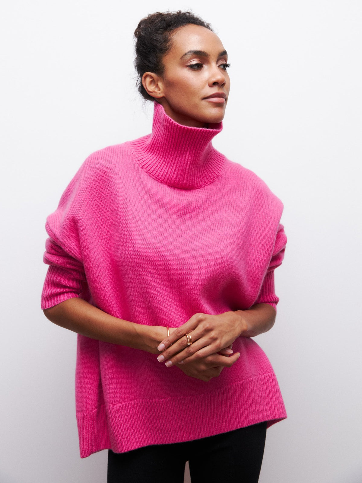 Women's solid-color turtleneck pullover sweater