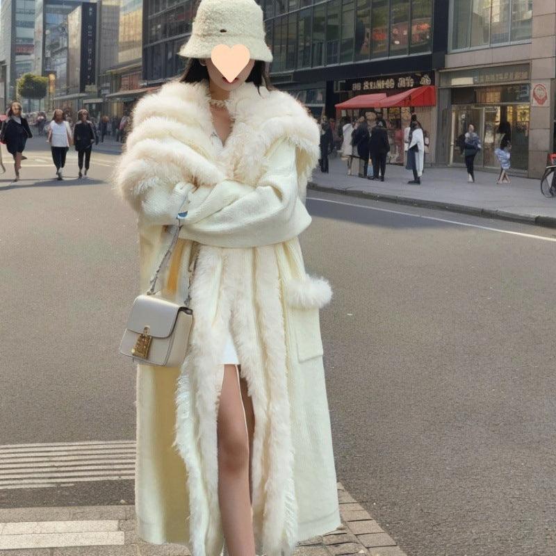 White long lapel sweater coat with fluffy collar and open front, belted waist