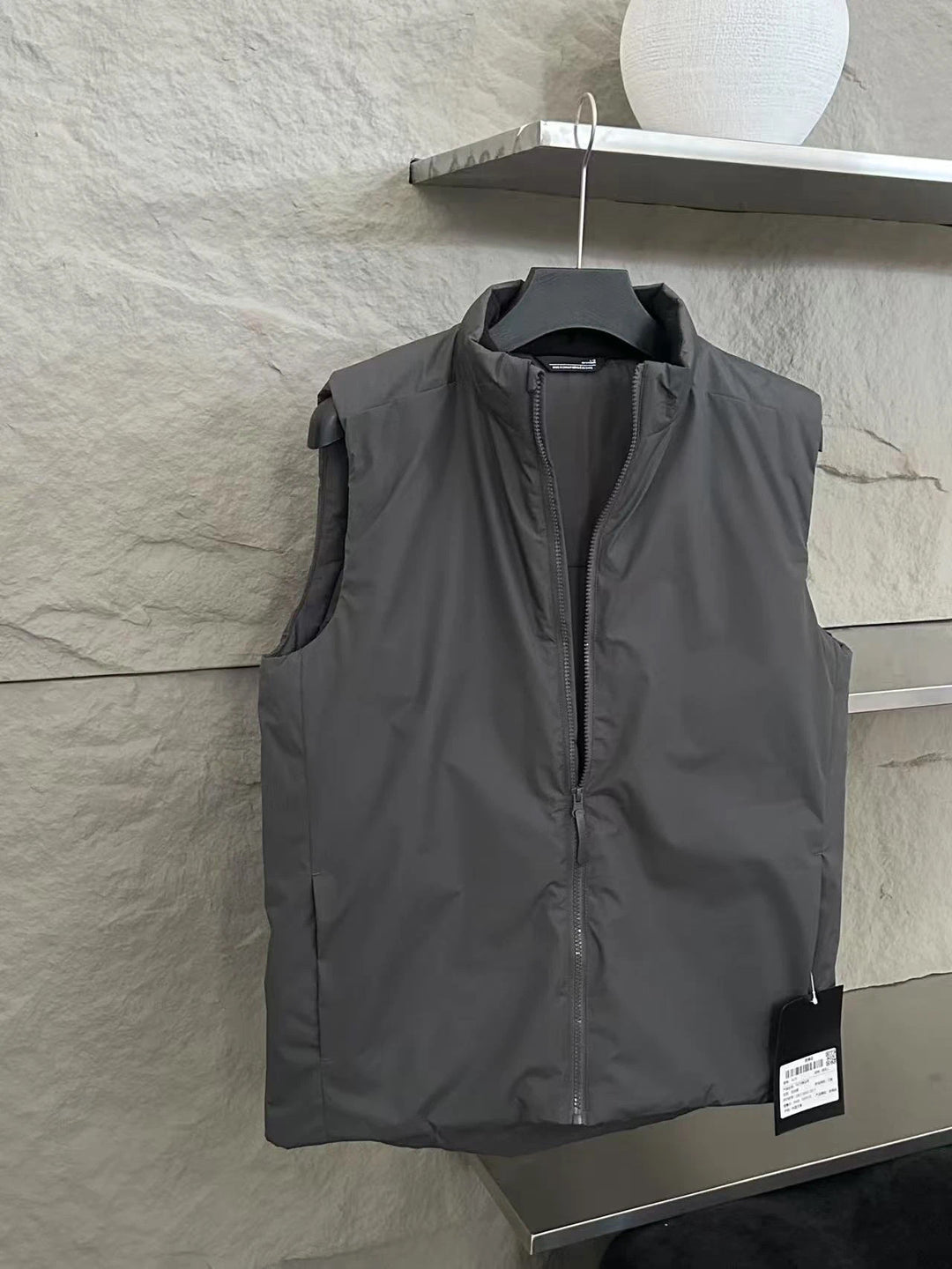 Unisex Lightweight Quilted Puffer Vest with Stand Collar