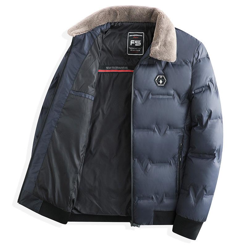 Men's winter cotton-padded coat with zip front, quilted dark blue sleeves, faux-fur hood trim