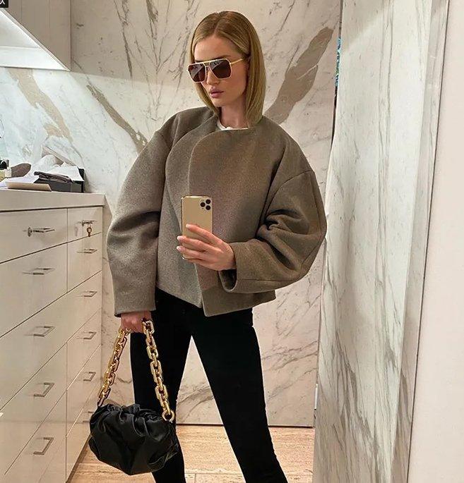 Women's coffee wool coat, long sleeves with relaxed shoulder and open front