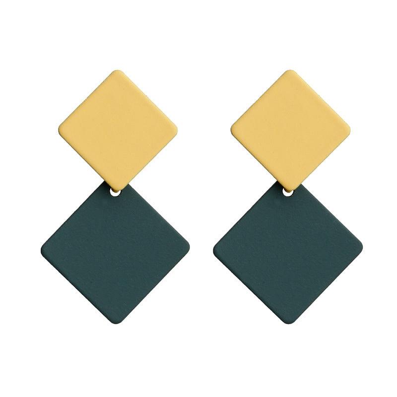 Metal long round earrings - WOMONA.COM