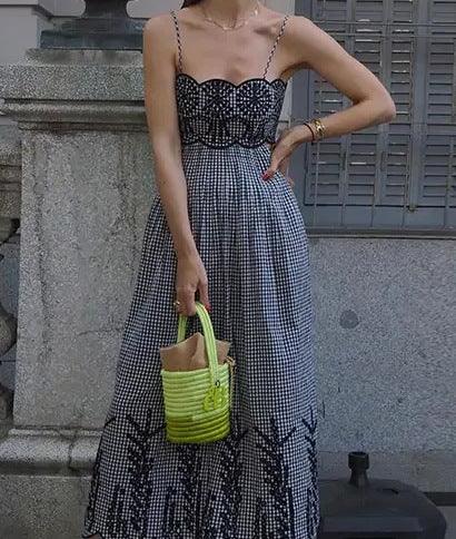 Women's Fashionable Embroidered Plaid Suspender Skirt - WOMONA.COM