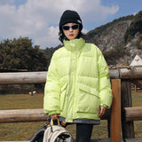 Kältebeständige Outdoor-Daunenjacke mit Stehkragen