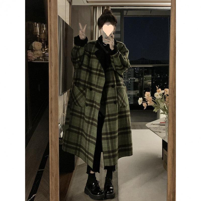 Green plaid long wool coat in full length with button closure and wide collar