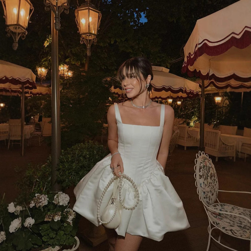 Vestido ajustado de estilo francés con cuello cuadrado y tirantes para mujer