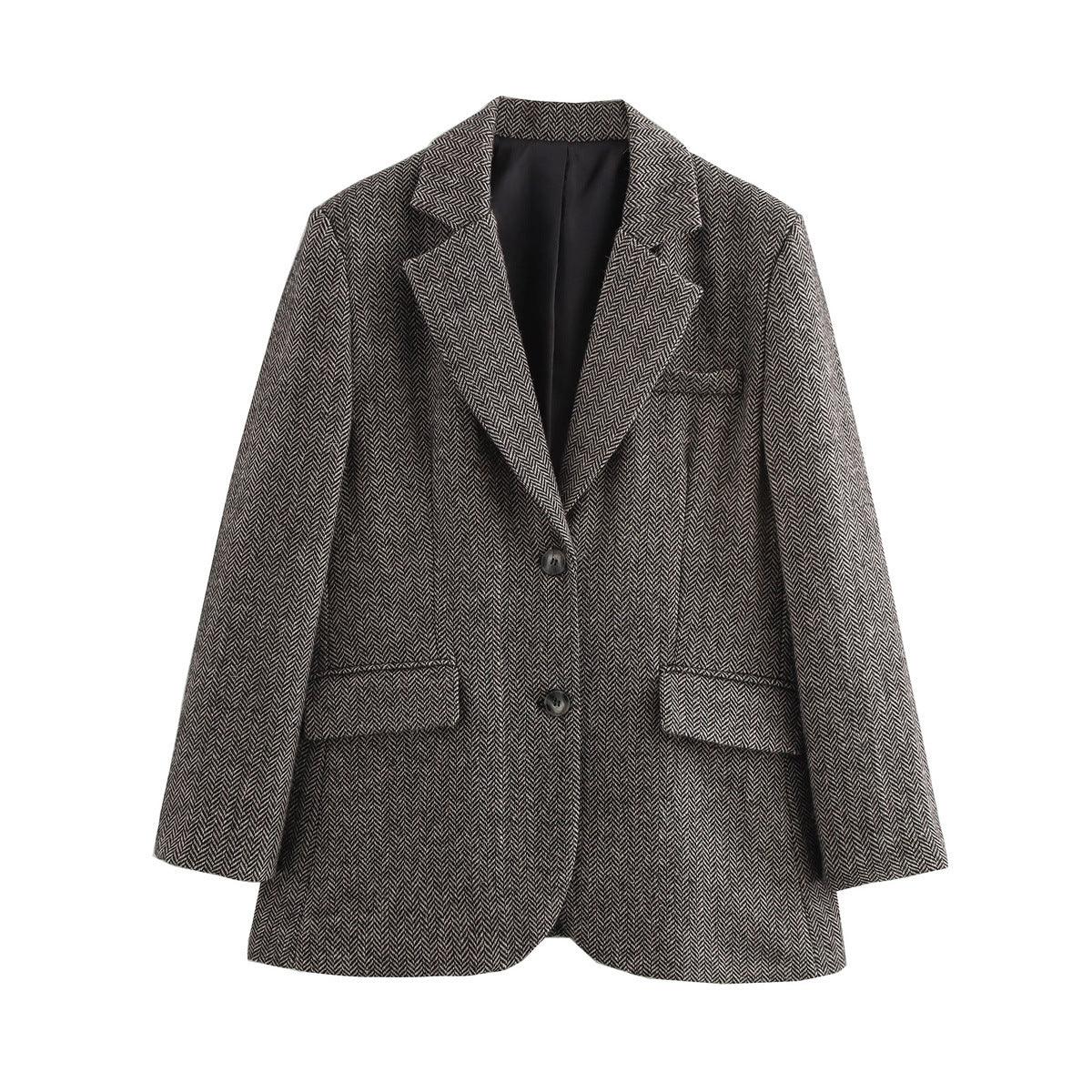 Gray herringbone wool-blend blazer jacket with chest pocket and two flap pockets