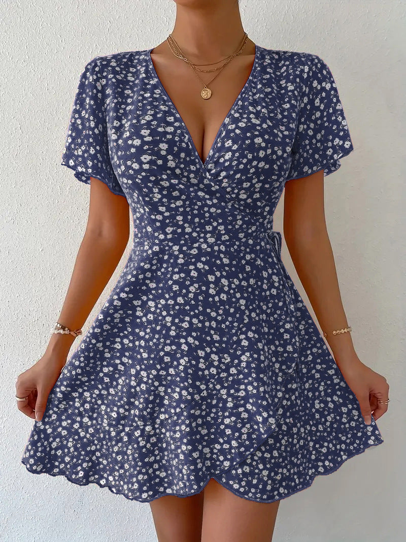 Floral Tie-neck Waist Trimming Dress