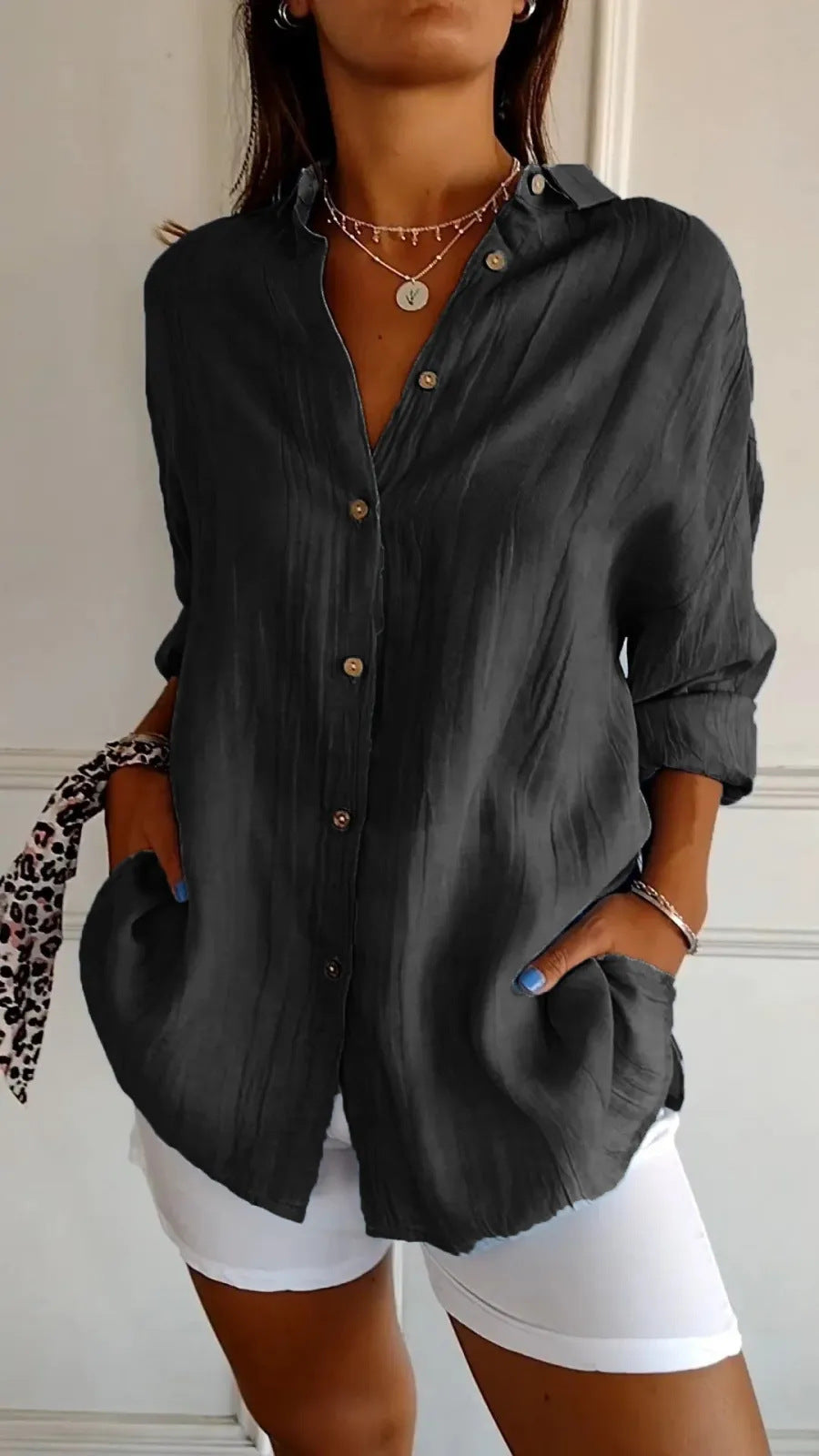 Women's pleated lapel long-sleeve shirt – product image 3