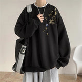 Fashion Round Neck Sweater Men's Embroidery