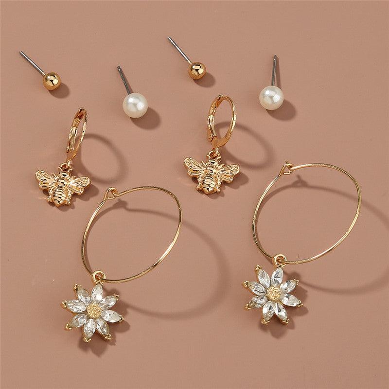 Pearl Butterfly Short Earrings - WOMONA.COM
