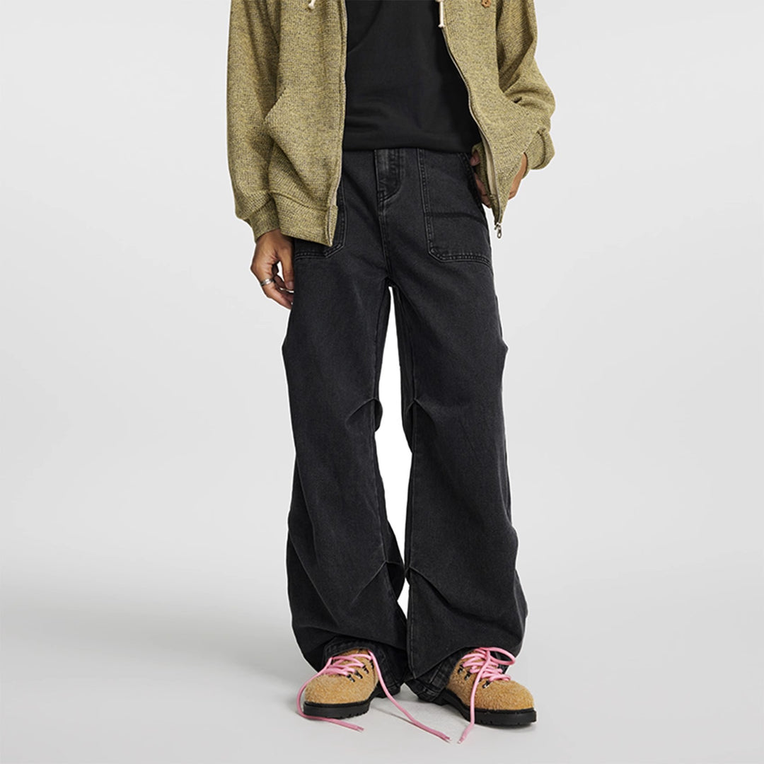 Men's black denim jeans, loose straight fit with bootcut hem and side pockets