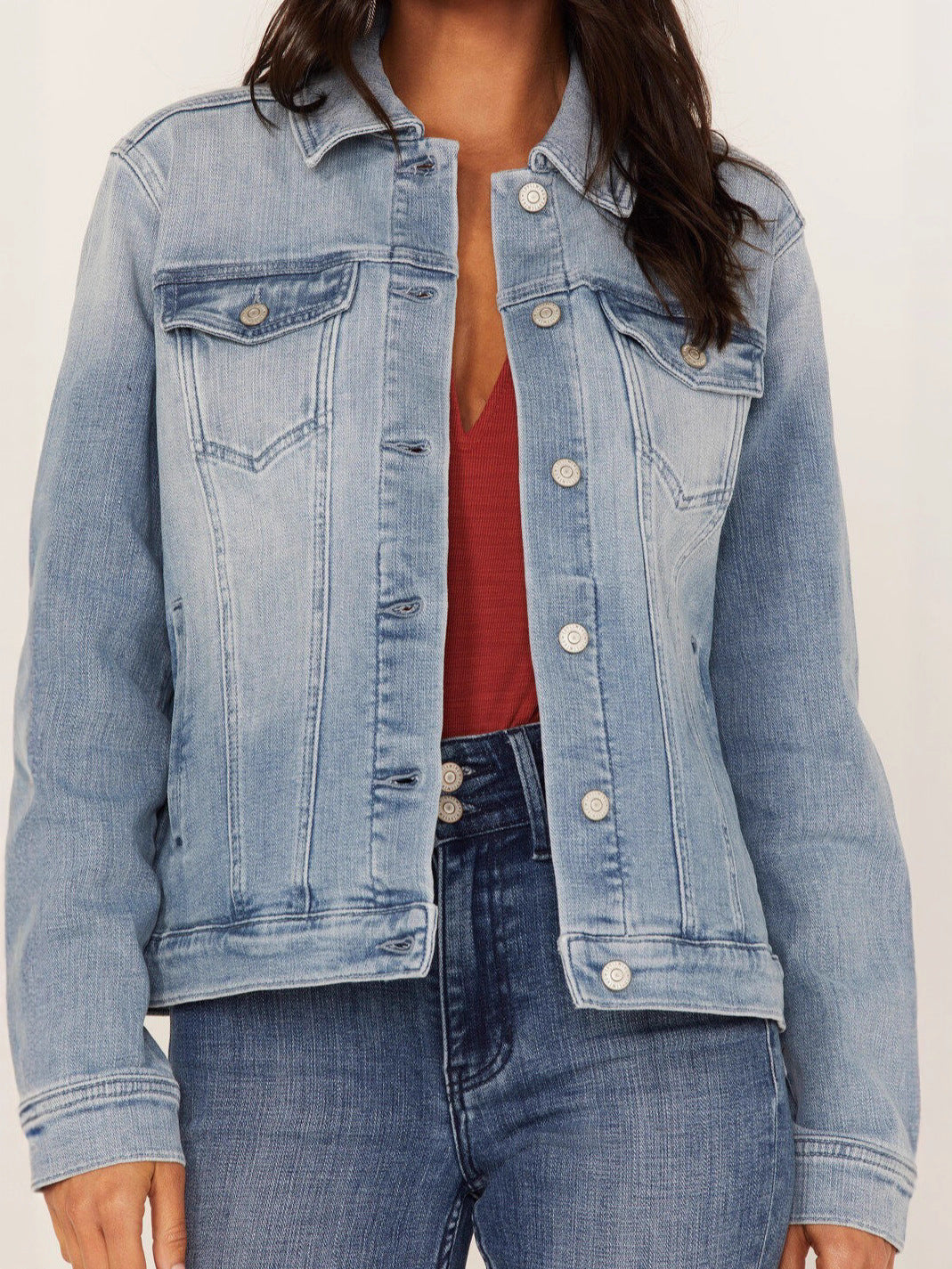 Women's Classic Light-Wash Relaxed Denim Jacket