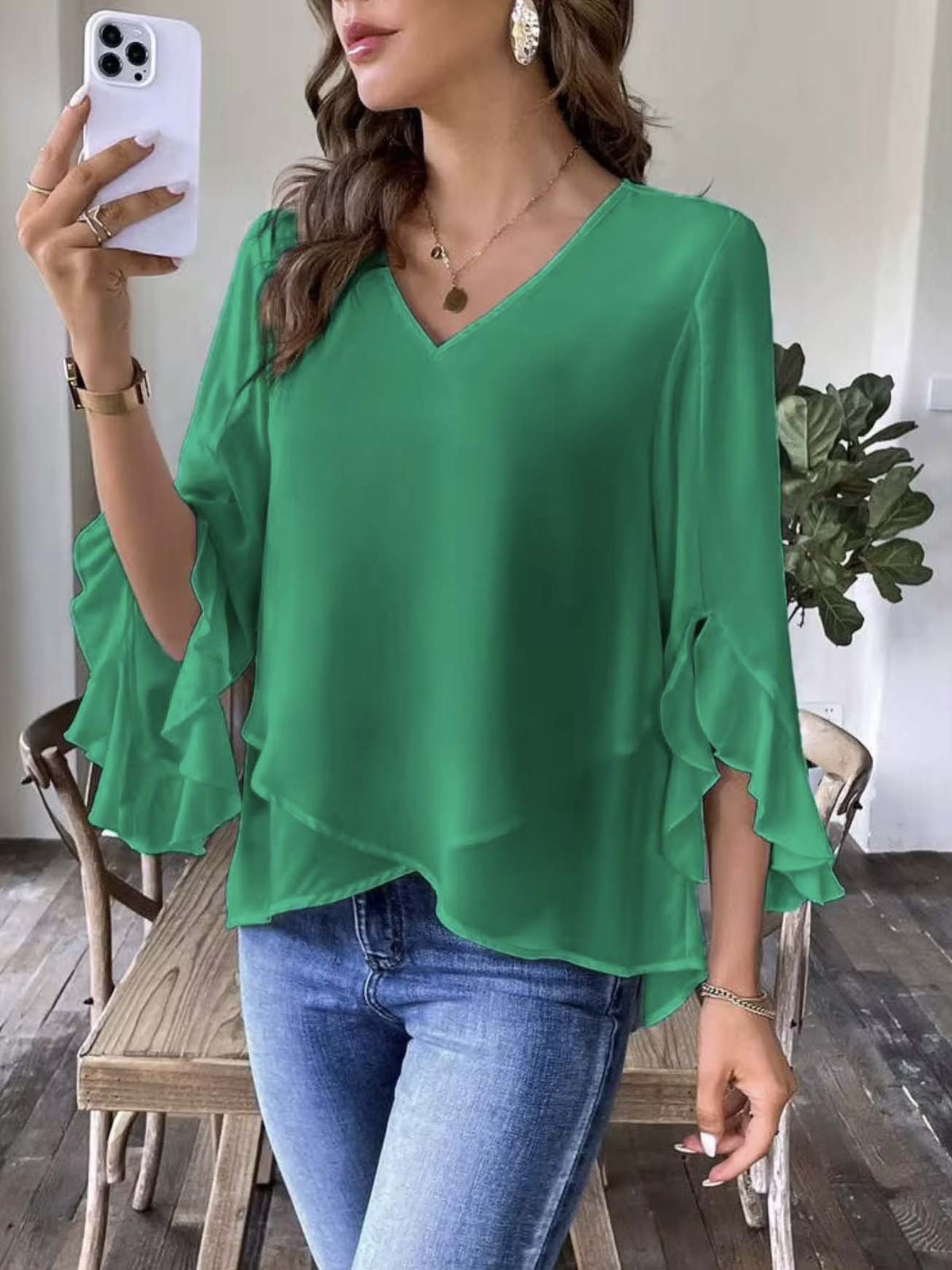 Women's relaxed-fit V-neck ruffle-sleeve top in green