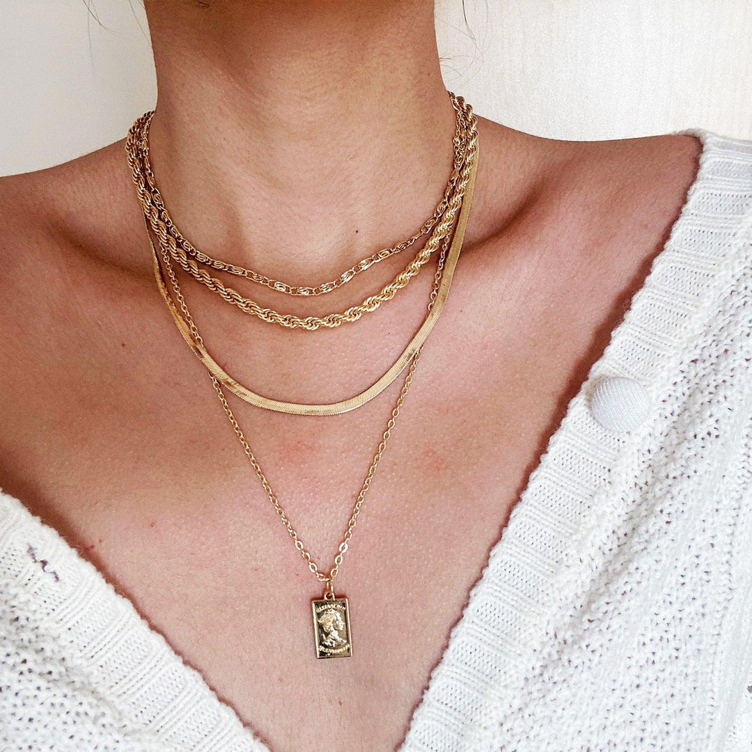 Women's Twist Chain Necklace