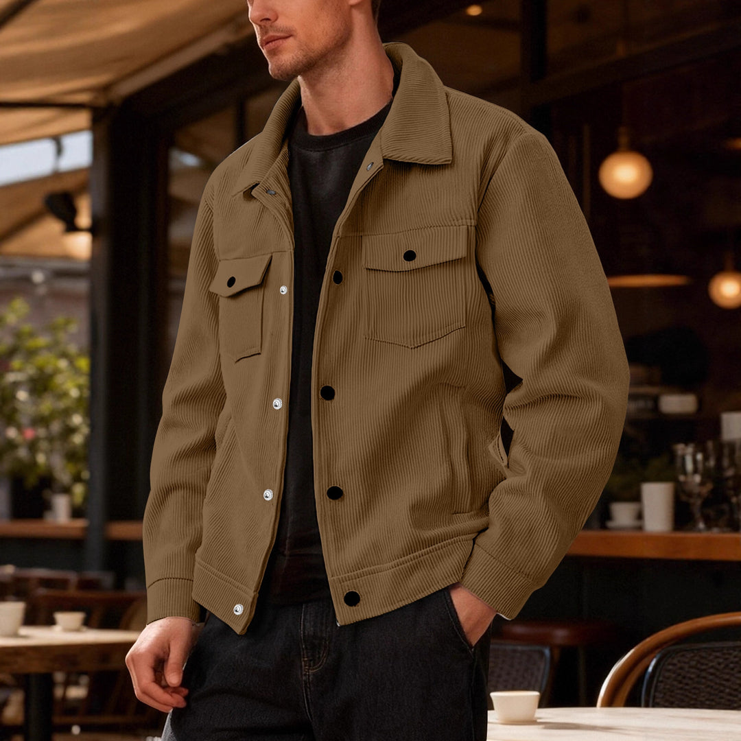Men's casual jacket in light brown with lapel, button front, and chest flap pockets