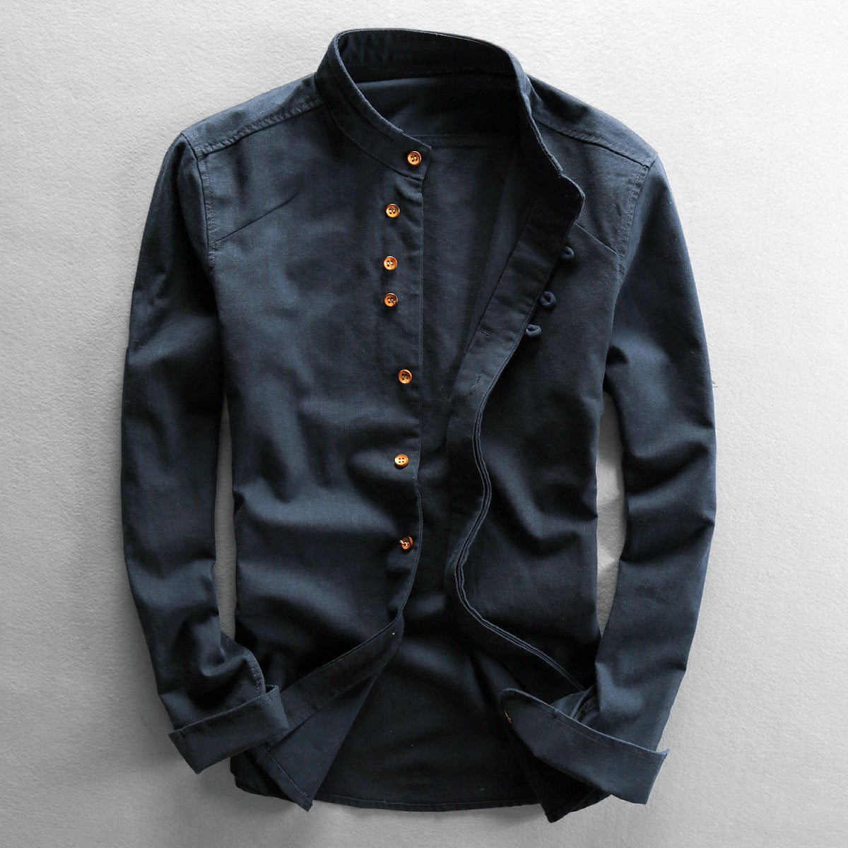 Dark blue slim-fit vintage shirt with mandarin collar and brown button details