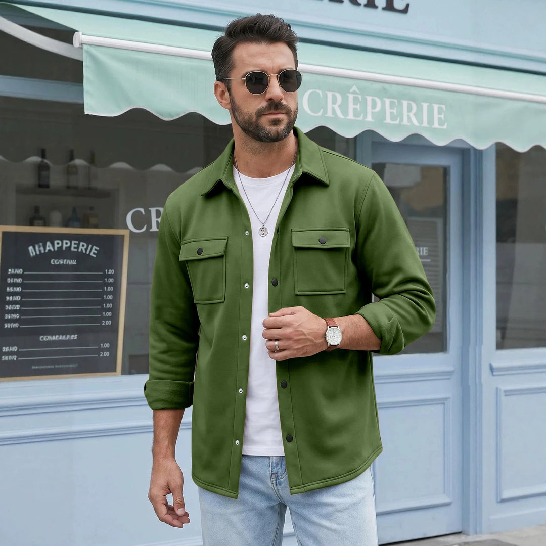 Men's army green button-up jacket with flap chest pockets and long sleeves