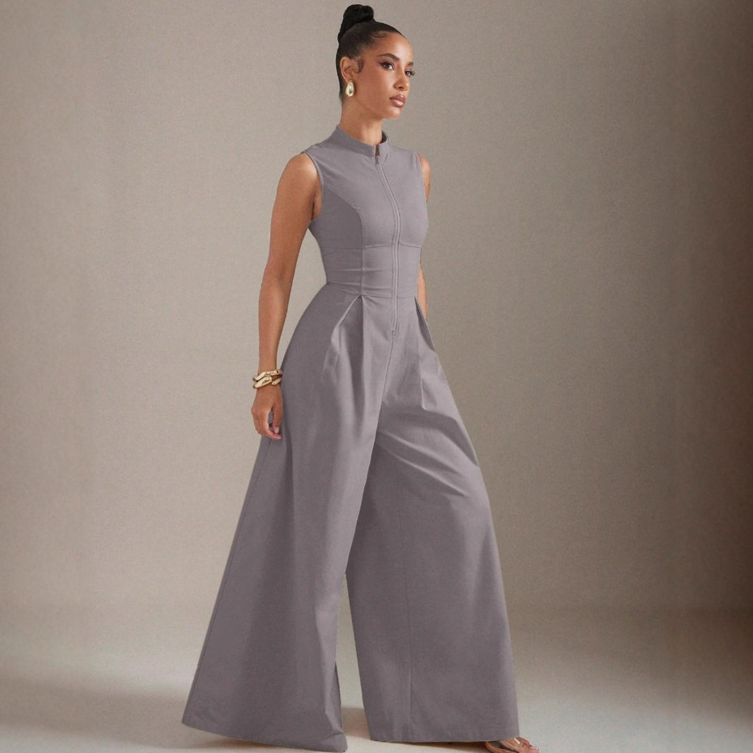 Sleeveless zip-up wide-leg dress in gray, fitted bodice and flared skirt